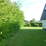 Haus In Breskens Mit Terrasse, Garten Und Grill