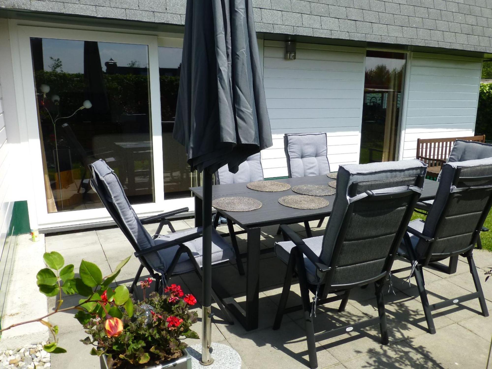 Haus In Mit Terrasse, Garten Und Grill Breskens